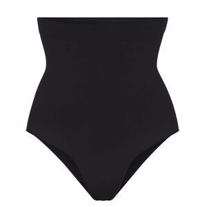 NWOT SKIMS SEAMLESS SCULPT HIGH WAISTED BRIEF ONYX BLACK SM MEDIUM